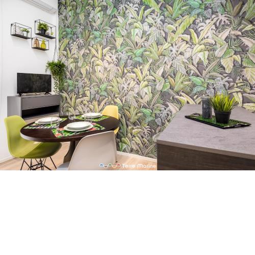 Suite 14, Terre Marine