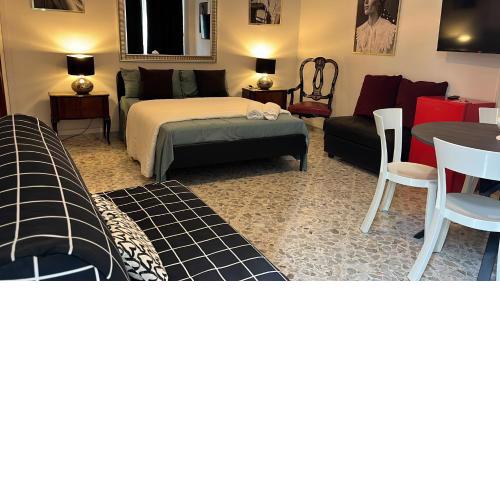 Suite Cado dalle Nubi 3 o 4 posti letto con Bagno privato e doccia idromassaggio