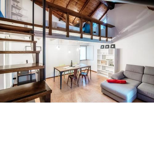 Suite Fontana - by MyHomeInComo