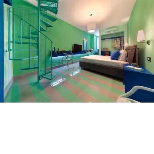 Suite Home Sorrento