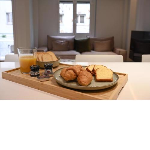 Suite in Kallimarmaro by Neuvel