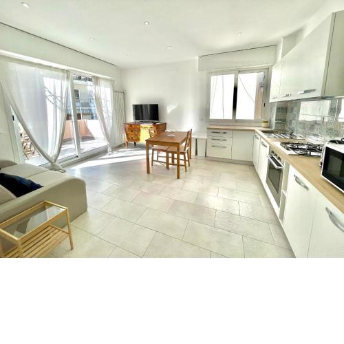 Suite Martiri - Sanremo