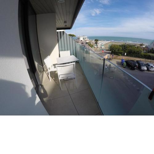Suite Serenissima bilocale con terrazzo frontemare