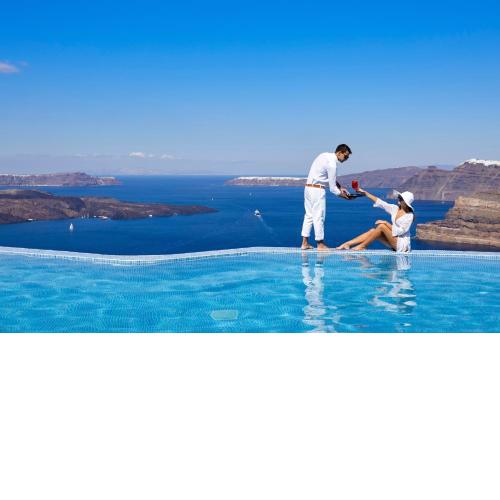 Suites of the Gods Cave Spa Hotel