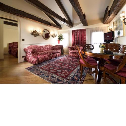 Suites Torre Dell'Orologio