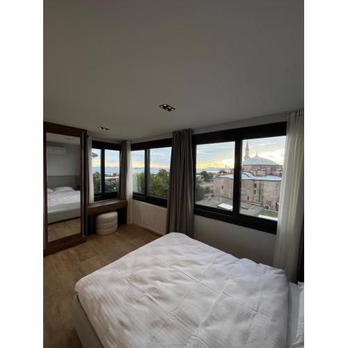 Sultan Pier Hotel