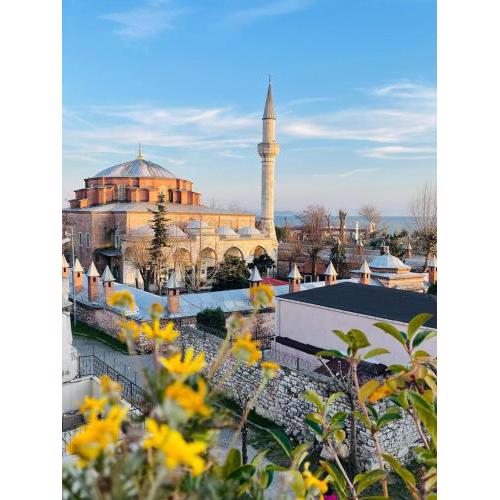 Sultanahmet Central 1+0 (50 sqr.) studio flat