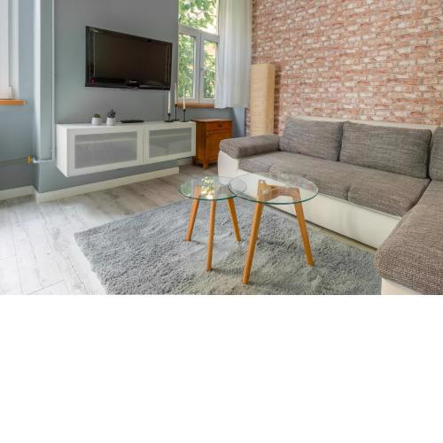 Summer Breeze Apartment