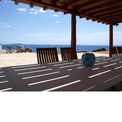 Summer Family Sea View Villa Antiparos