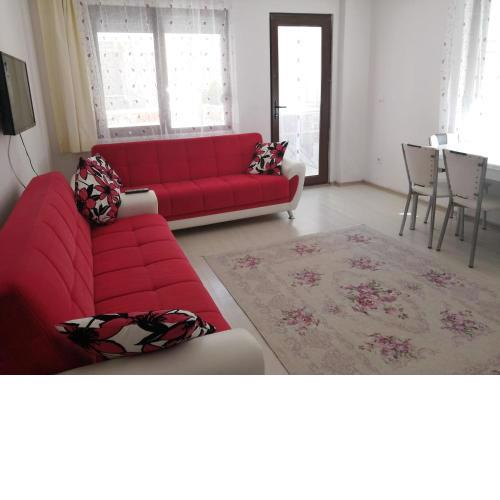 Summer house with mountain view, 10 minutes walking distance from the sea