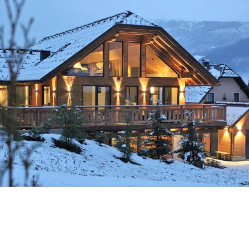 Sumptuous Holiday Home in Sankt with Jacuzzi Sauna