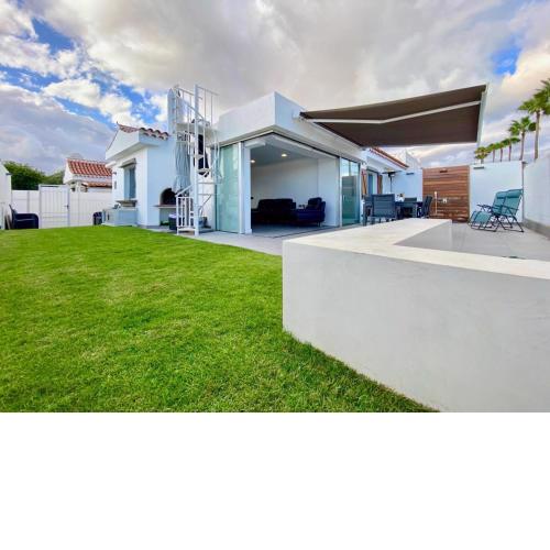 Sun golf house