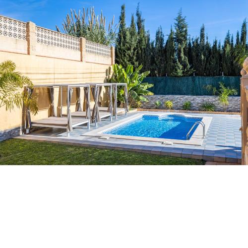 Sun, Relax & Private Pool by Mellow