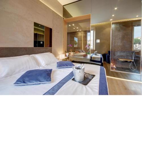 Sun Suite Luxury Pantheon