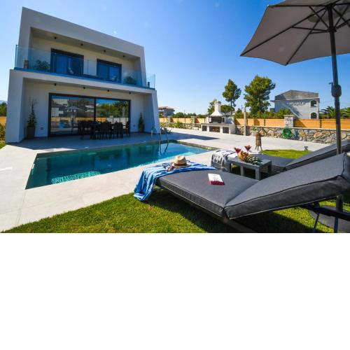 Sun White Villa