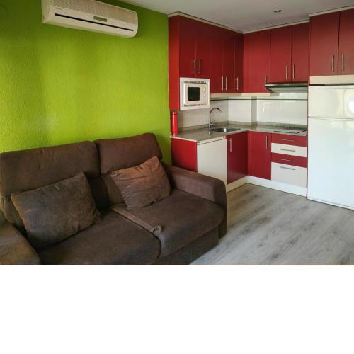 SUNFLAT HOLIDAYS VILA BEACH economic