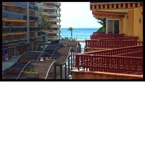 SUNFLATHOLIDAYS CALLE SARAGOSSA VISTAS MAR