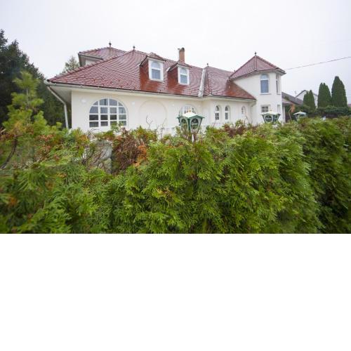 SunGarden Vendégház, Étterem, Bár