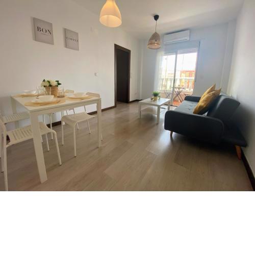 Sunny 1-Bed Apartment in Torrevieja