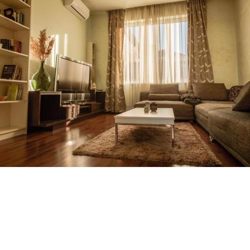 Sunny Apartment