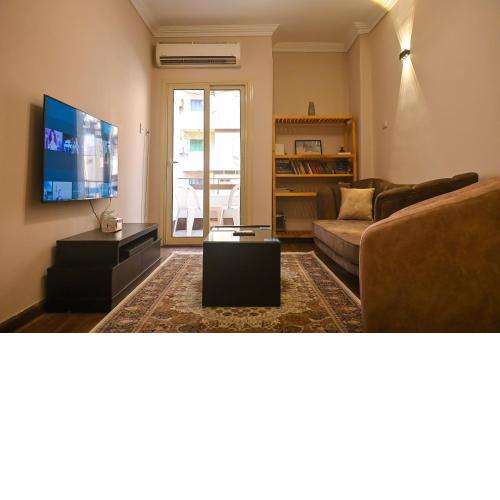 Sunny Apt In Downtown Cairo Near Tahrir Square