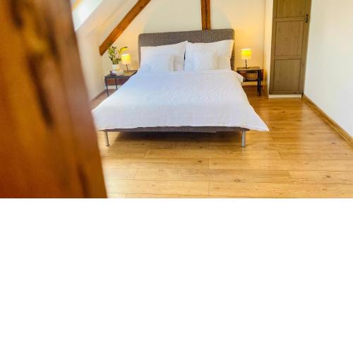 Sunny Attic Apartment
