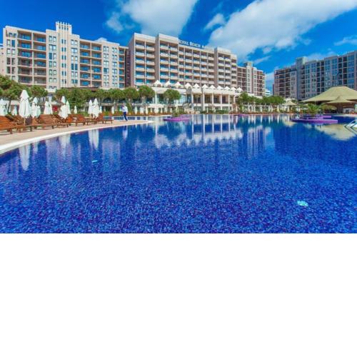 sunny beach private apartment in 5 star hotel - family room