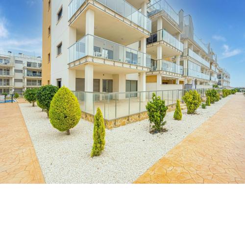 Sunny corner Apartment in Orihuela with 3 Pools and Hot Tub