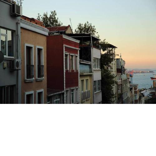 Sunny home in cihangir Taksim with Bosphorus view