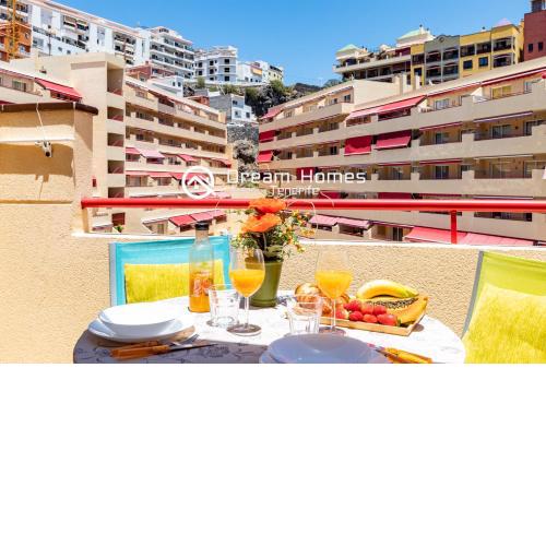 Sunny Jardin Apartment by DreamHomesTenerife
