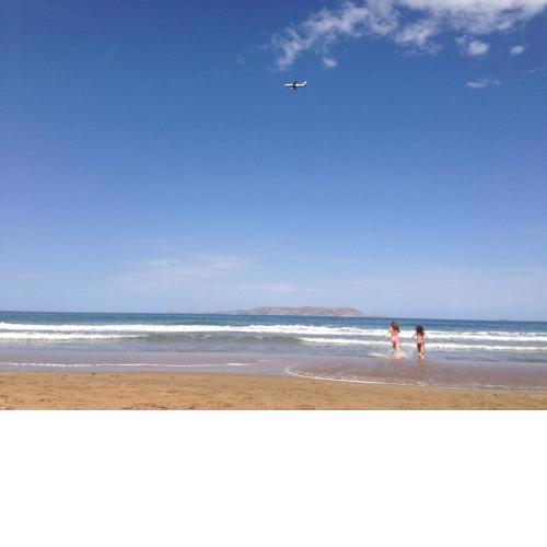 Sunny Villa by the beach Gournes
