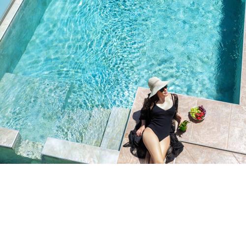 Sunny Villas Resort & Spa