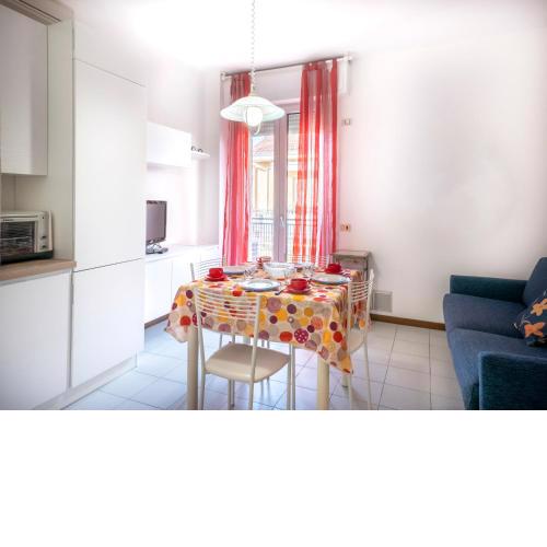 Sunrise Central House