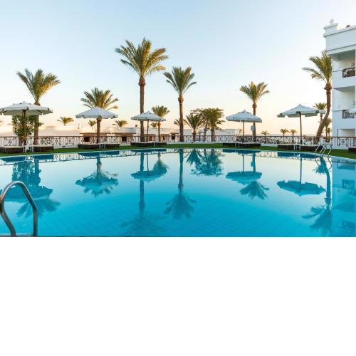Sunrise Remal Beach Resort