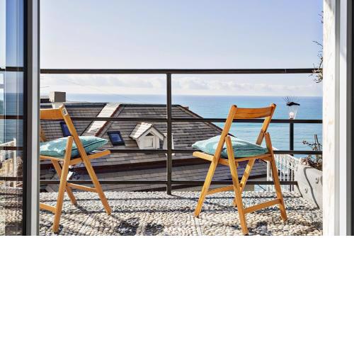 Sunset Apartment above the sea by Wonderful Italy