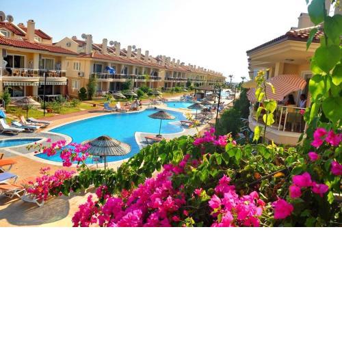 Sunset Beach Club Doğa Apart