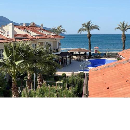 Sunset Beach Club