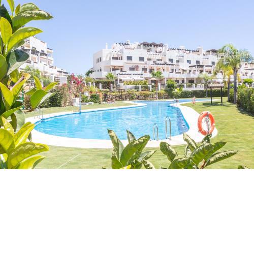 Sunset Golf Groundfloor shared pool