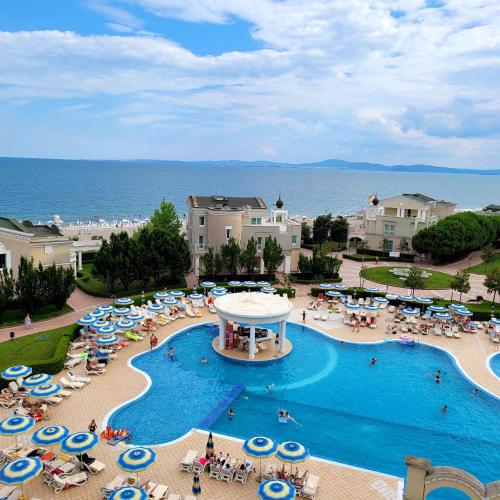 Sunset resort pomore