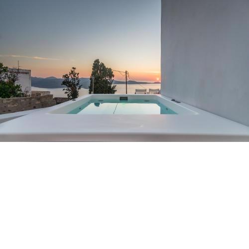 Sunset Villa