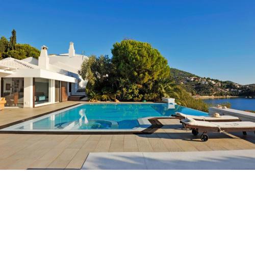 Super Luxury Skiathos Villa - Seven Stunning Bedroom Suites - Villa Daphne - Achliades