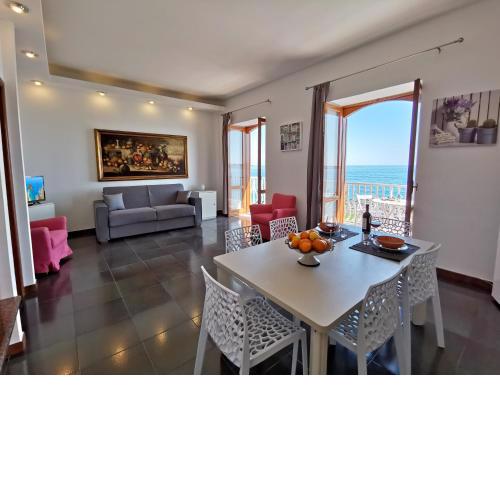 SUPER panorama & Astonishing apartment seaview