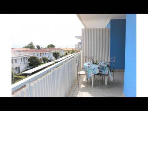 Superb Apartment with Sea View - Including Beach Place