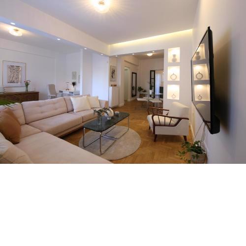 Superb Home @ Athens Centre
