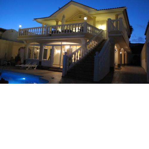 Superb Villa Capri with unforgettable views
