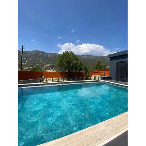 Superb Villa with Private Pool and Jacuzzi in Kas