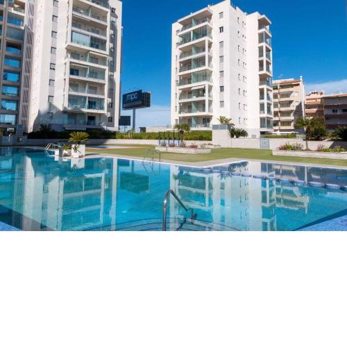 Superior 2 Bed 2 Bathroom Apt