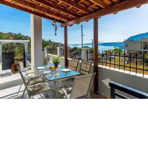 Superior apartment - Overlooking Chania-With pool