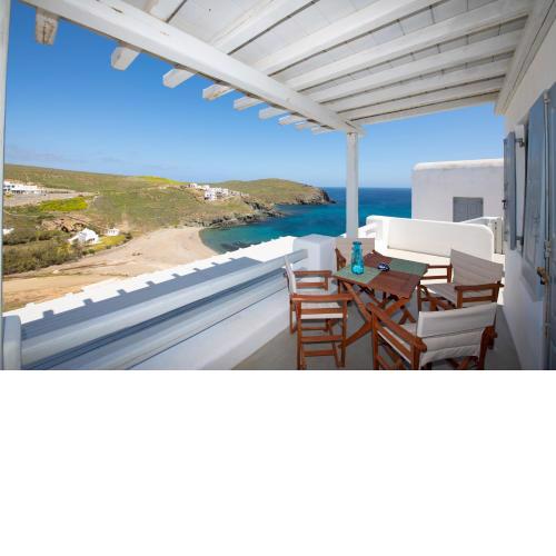 Superior Beachfront Apartment 1 with view to the Aegean Sea