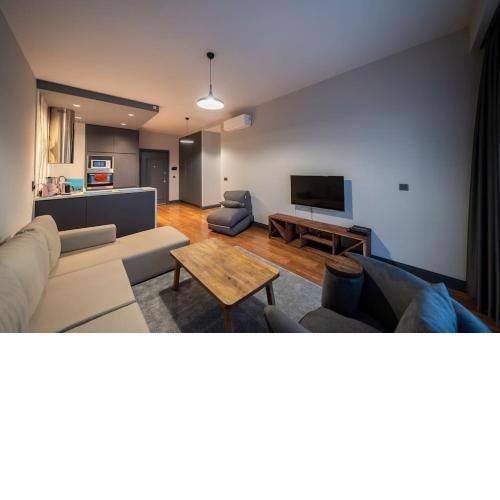 Superior, classy residence,7/24 Security,2 bedroom ( Benesta 71 )